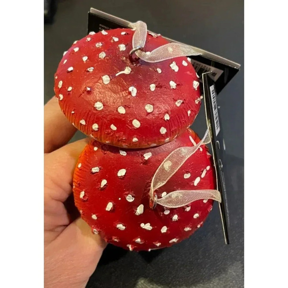 Red White Gnome Dome Toadstool Mushroom‎ Christmas Ornaments Set Of 2 NEW #1 - Picture 2 of 5